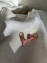 Load image into Gallery viewer, Mini Hearts + Freshwater Pearl
