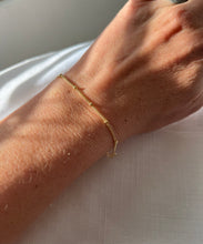Load image into Gallery viewer, Gold filled Satellite Bracelet
