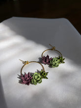 Load image into Gallery viewer, Succulent Wreath
