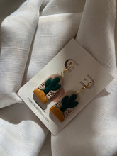 Load image into Gallery viewer, Tucson
